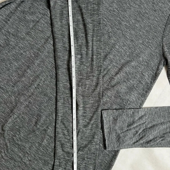 Gazelle Women's Small Gray Lightweight Thin Turtleneck Long Sleeve Shirt NWT - Picture 6 of 9